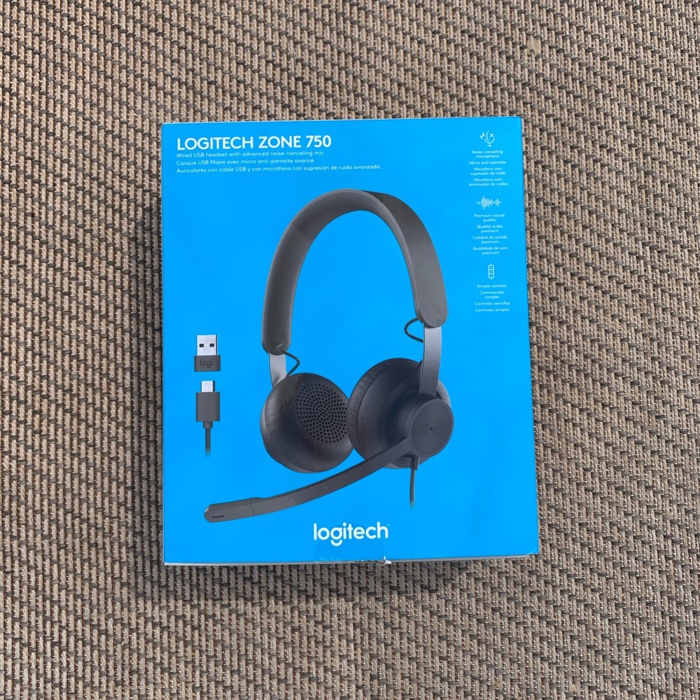 Logitech Zone headset